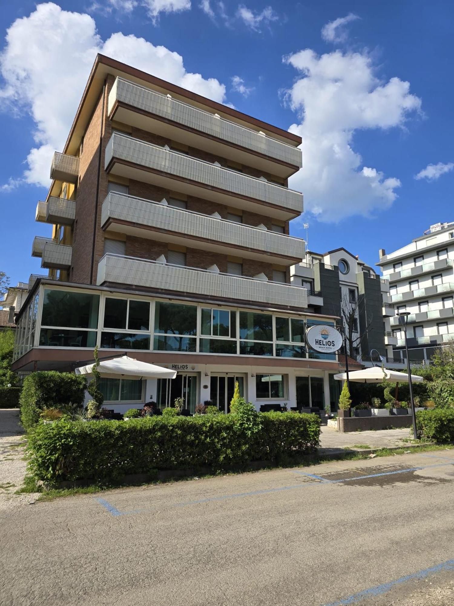 Helios Hotel 3*